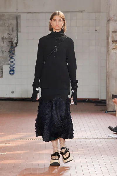 Look 42